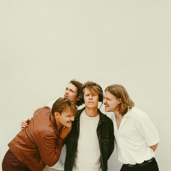 Sudden Lights - īsas vasaras garas ziemas